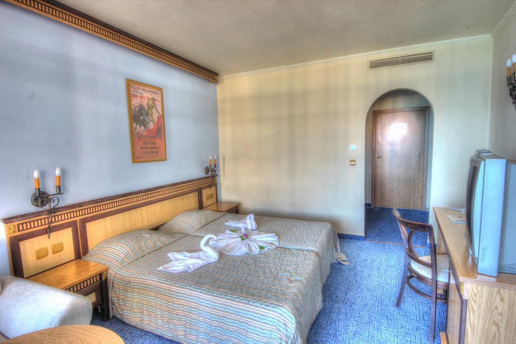 Atrium Beach Hotel Elenite Exterior foto