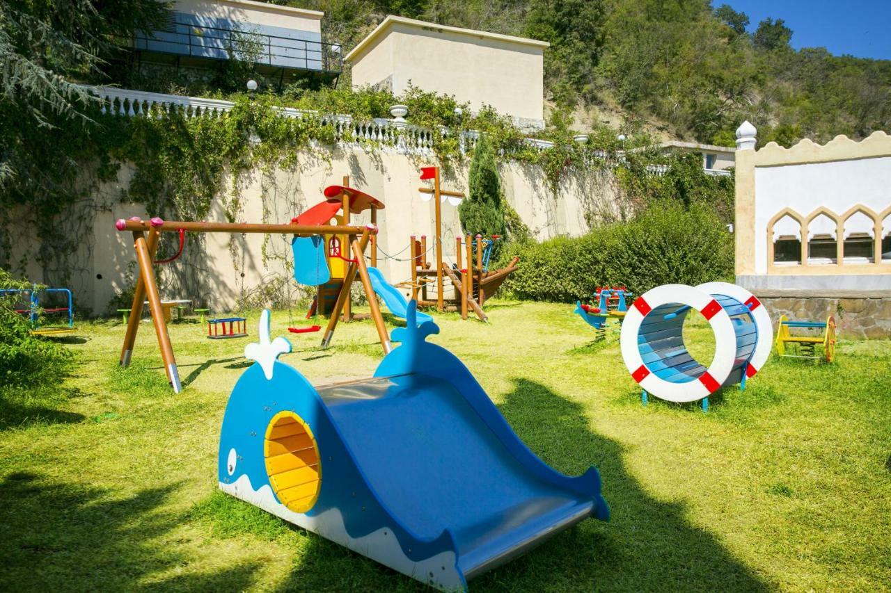 Atrium Beach Hotel Elenite Exterior foto